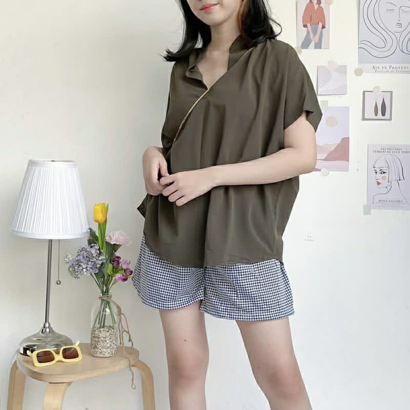 GFS AT DARCY OVERSIZE RAYON DIAMOND SHIRT