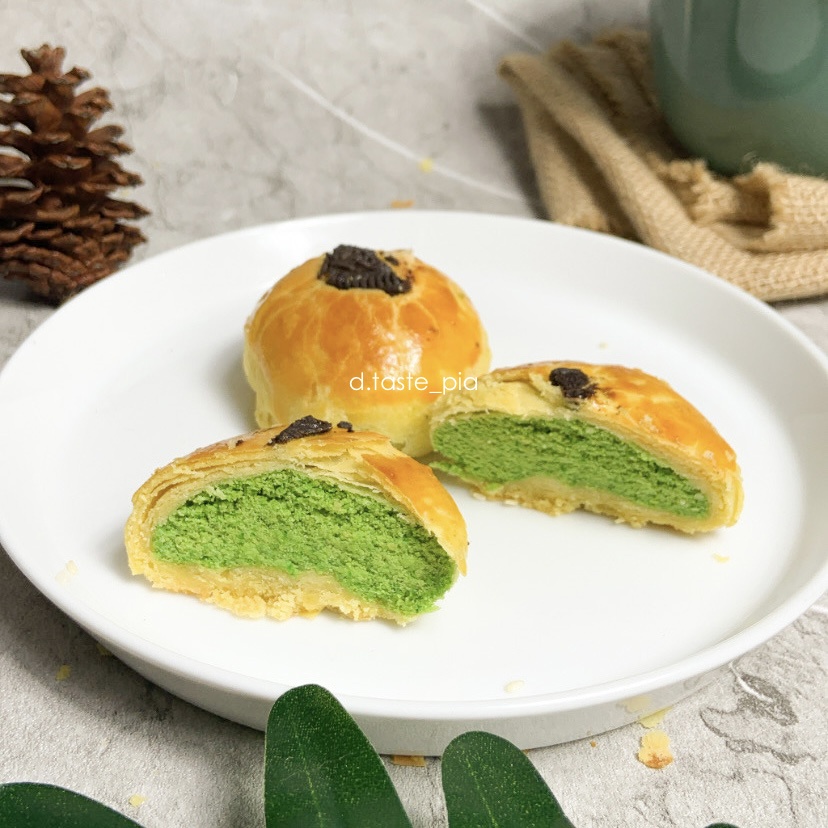 

Pia rasa Greentea Kue kering greentea Roti Greentea Matcha Oleh oleh Bandung Cemilan Murah Kuliner