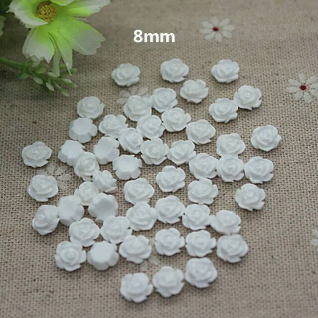 

White flower ressin/ bunga kecil