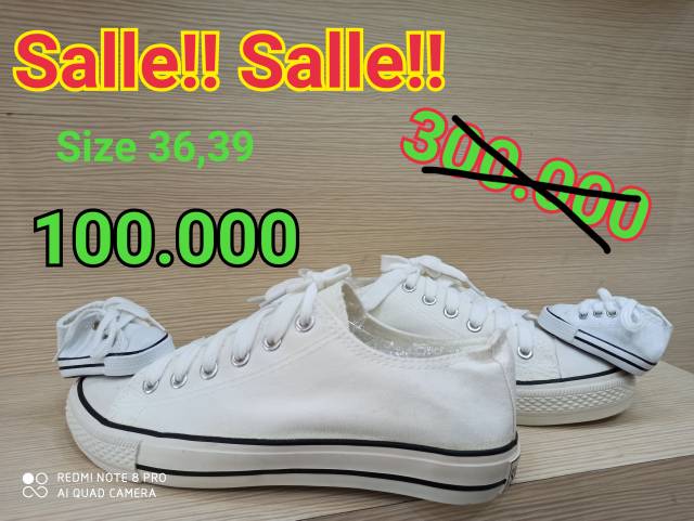 Sepatu Seneakers Tipe 715