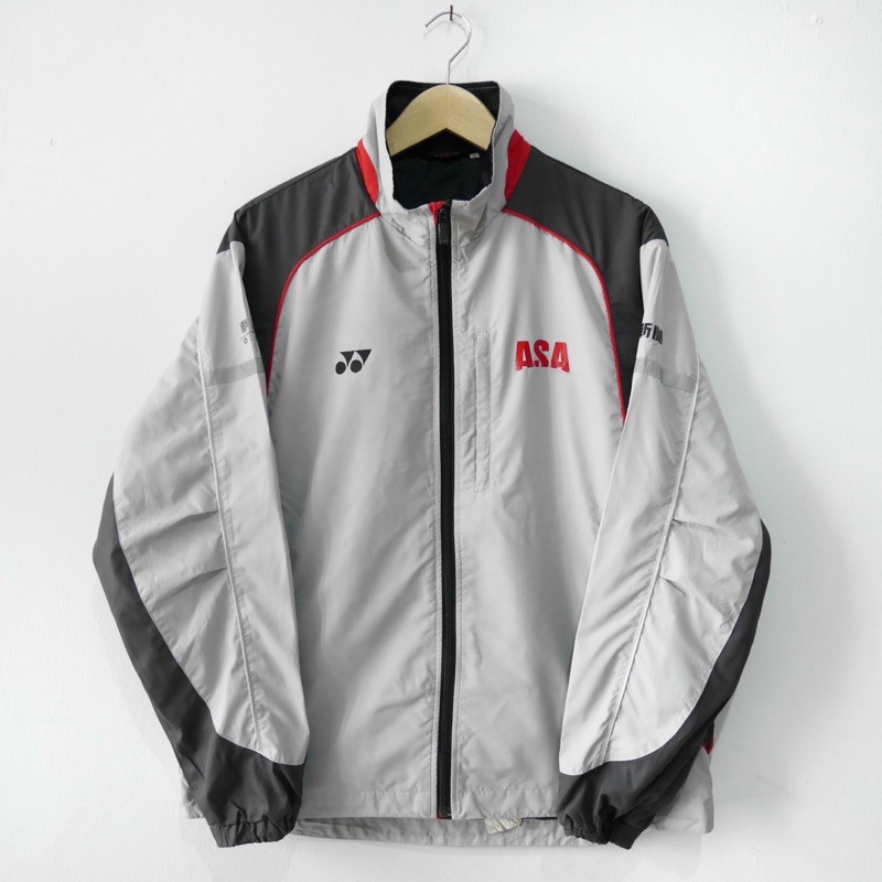 JAKET YONEX THRIFT SHOP