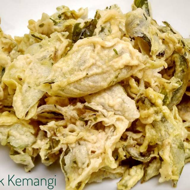 

KERIPIK / KERUPUK DAUN KEMANGI