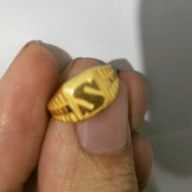 Cincin anak emas asli kadar 700 huruf s