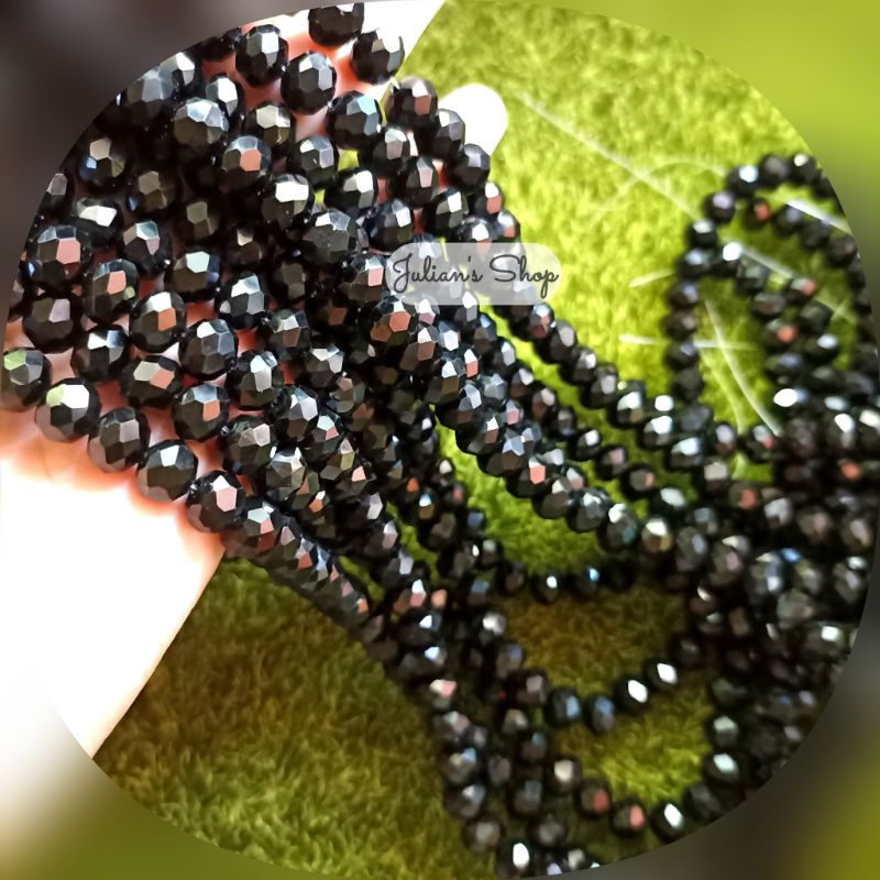 [1 STRING] Manik Mote Kristal Ceko Bakpao Donat Hitam Pekat Metalik