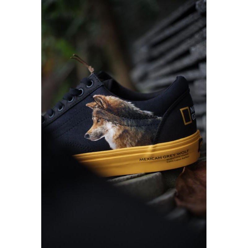 Vans Oldskool x National Geographic