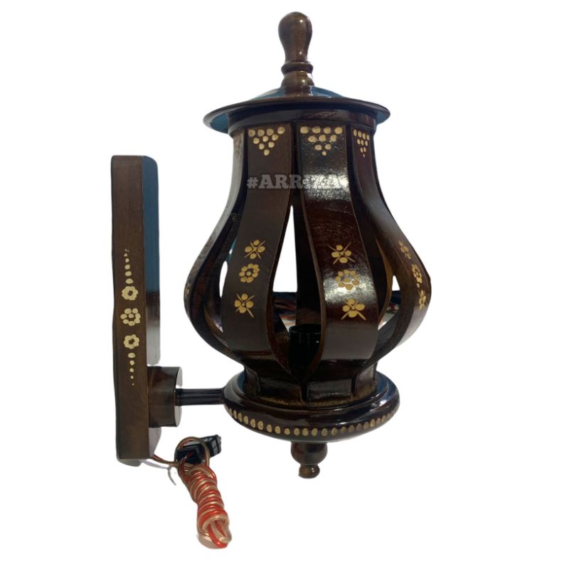 LAMPU TEMPEL DINDING / TEMPAT LAMPU TEMPEL DINDING / LAMPU TEMPEL DINDING DARI KAYU JATI MODEL SALUR KERANJANG