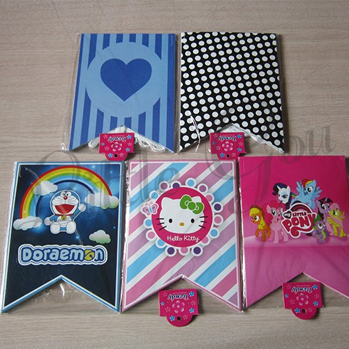 Happy Birthday Bunting Flag 15pcs / Happy Birthday Banner / Hello Kitty Birthday / Doraemon Birthday
