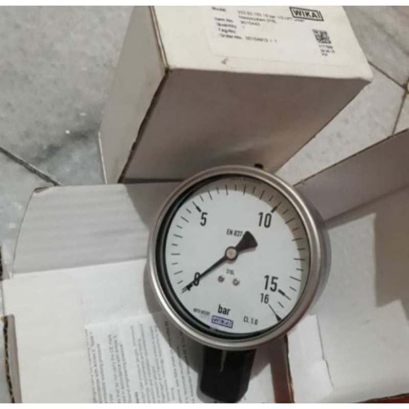 pressure gauge wika 16 bar 4 inch stainles
