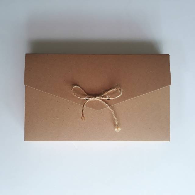 

Box / Packaging / kemasan / Tempat Kado / Box Karton / Palais Box / kraftliner