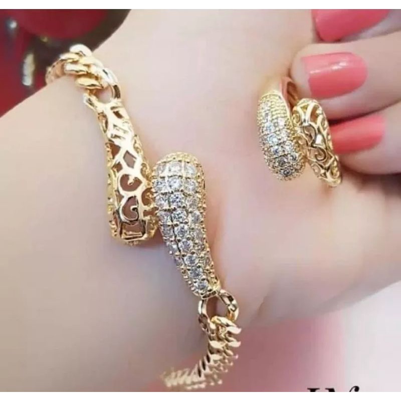 Gelang rantai Cobra free cincin emas muda ada surat dari toko