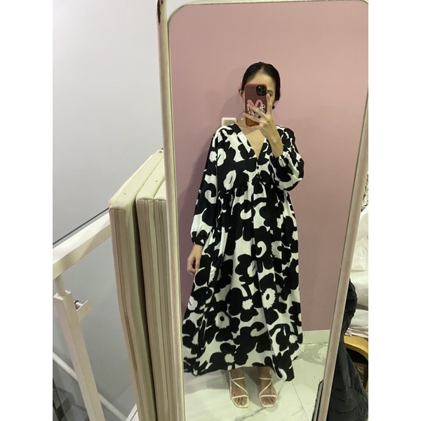 NABO - Sayonara Big Flower Black Long Dress (warna dasar cream) PO 1-2 hari