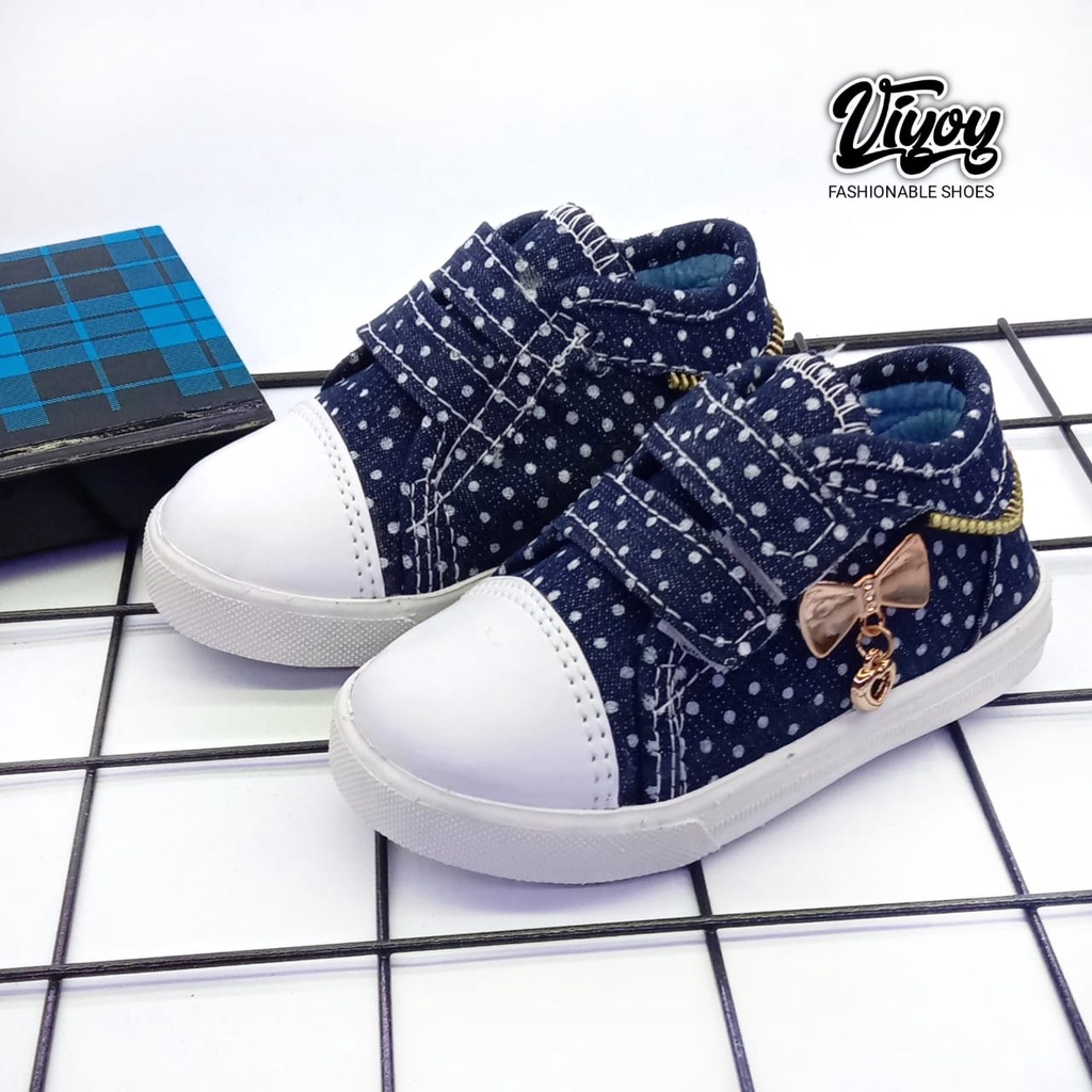 Sepatu snekers Anak Perempuan Polkadot Perekat Murah