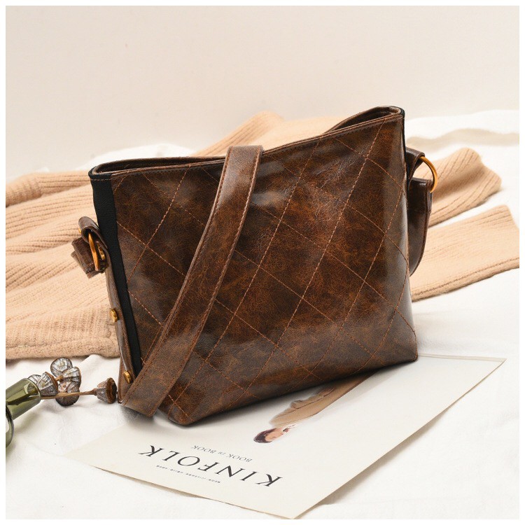 More584 Tas Selempang Kasual Wanita Olivia Woman Slingbag PU Import / slempang remaja