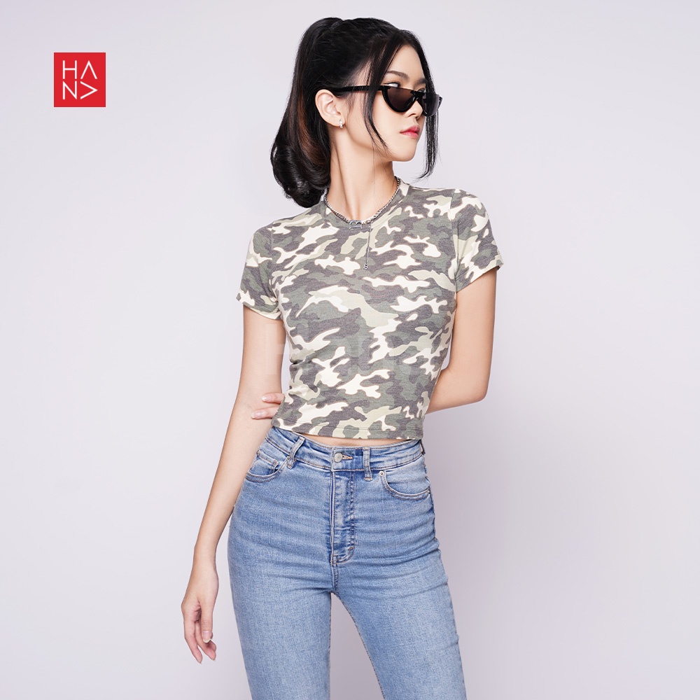 Hana Fashion - Jessie Crop Top Corak Kaos Pendek Wanita - CT075