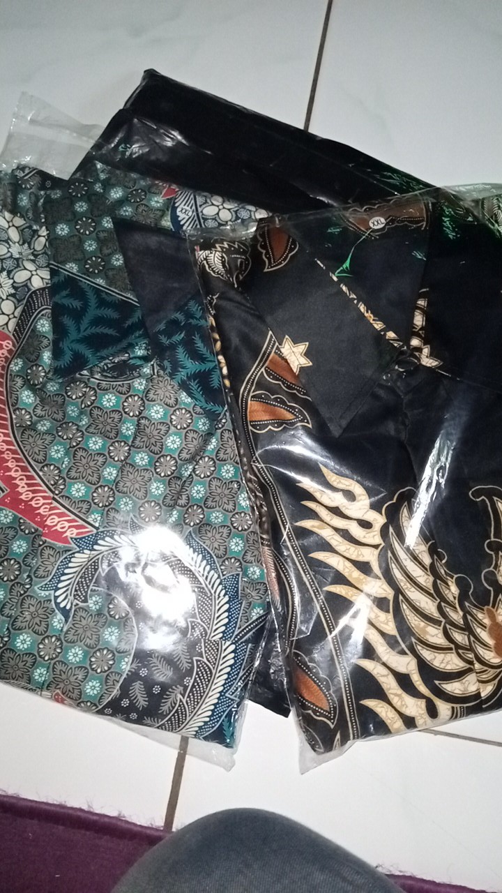 Kemeja Batik Semi Sutra Silky Premium Super Berfuring Batik Pekalongan Halus M L Xl Xxl Adem 0542988