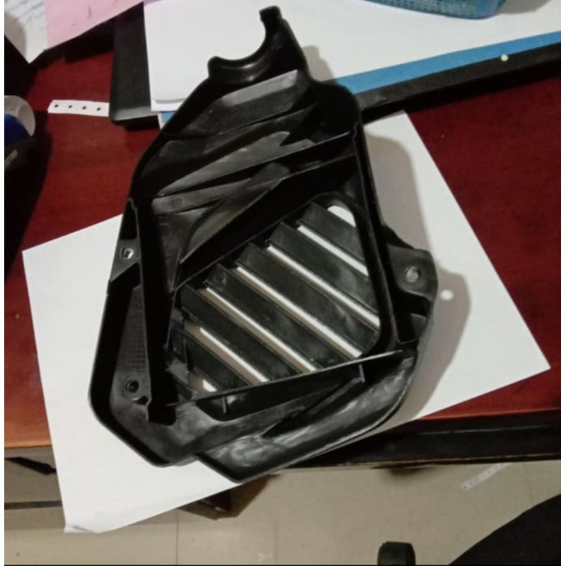 Cover tutup radiator vario techno 125 INJ