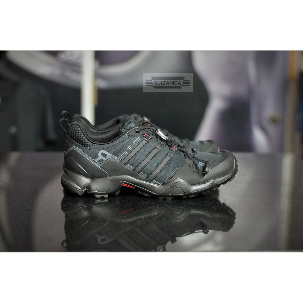 adidas terrex swift r1