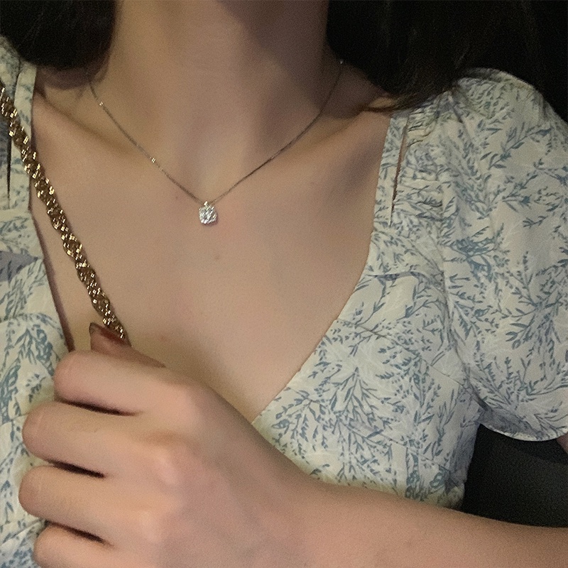Kalung Rantai Klavikula S923 Silver Hias Liontin Berlian Bentuk Persegi Untuk Wanita