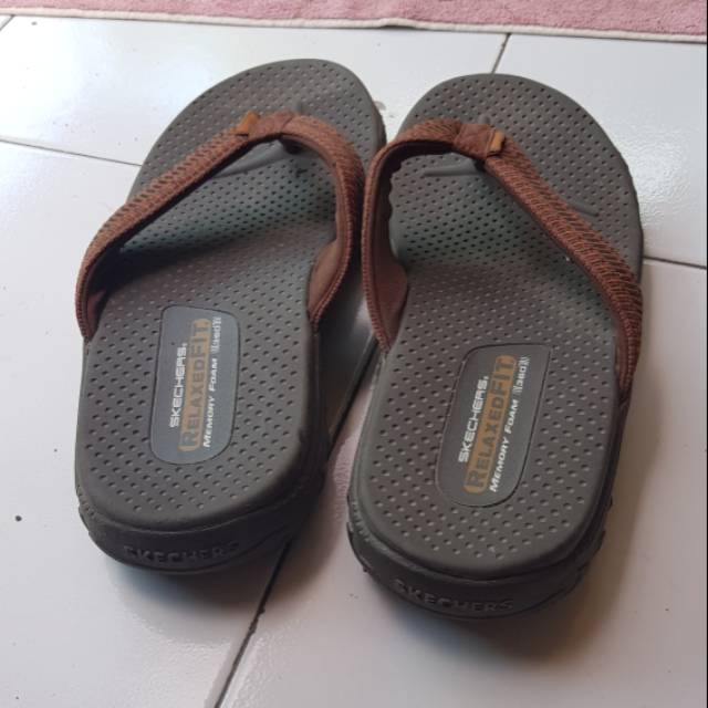 Sandal Pria Ori Skechers size 43 (nego)