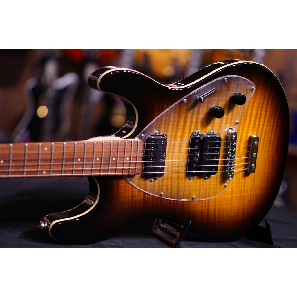 Music Man Steve Morse Y2D Tobacco Sn G61746