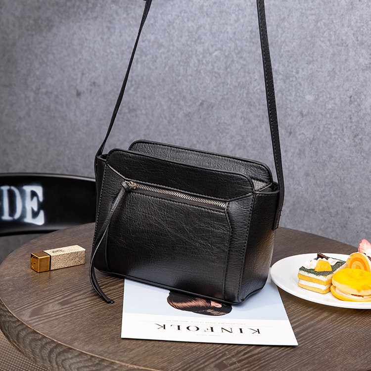 Tas Selempang Wanita Rinz Bag Fashion Import Kulit Sintetis Sling Bag Kekinian Berkualitas Traco
