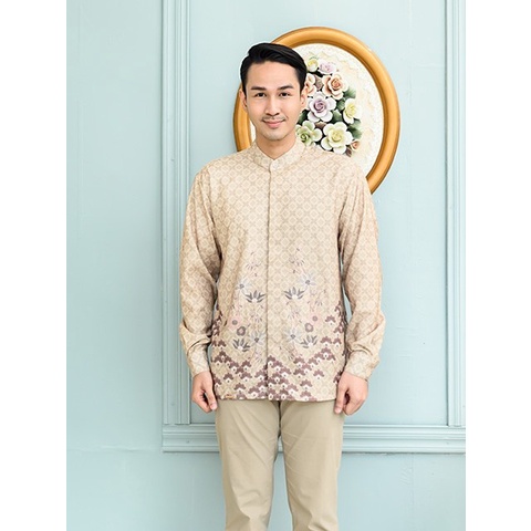 Keenan Shirt Rosy Peach - Wearing Klamby