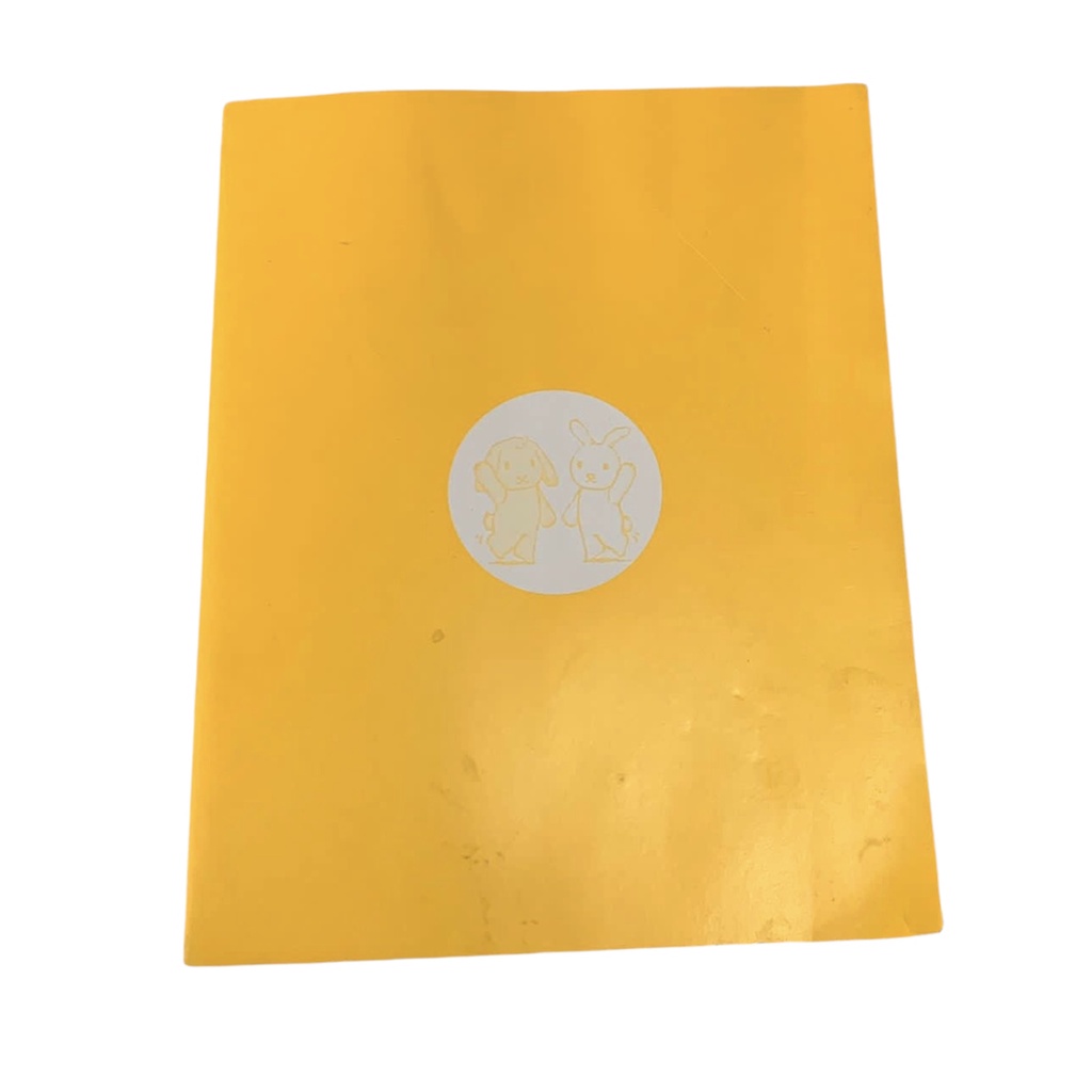 Buku Novel Hidup Bersama Kelinci