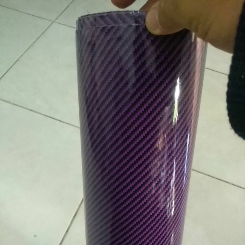 stiker Skotlet motif karbon kevlar warna hitam ungu glossy,,, lebar atau tinggi stikernya 50cm