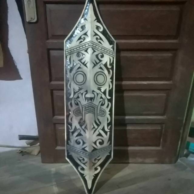 

Perisai Dayak