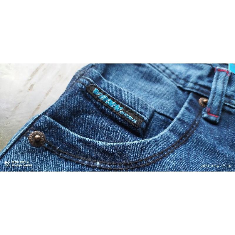 CELANA PENDEK PRIA SOBEK ROBEK JEANS PENDEK BLUE RIPPEDJEANS