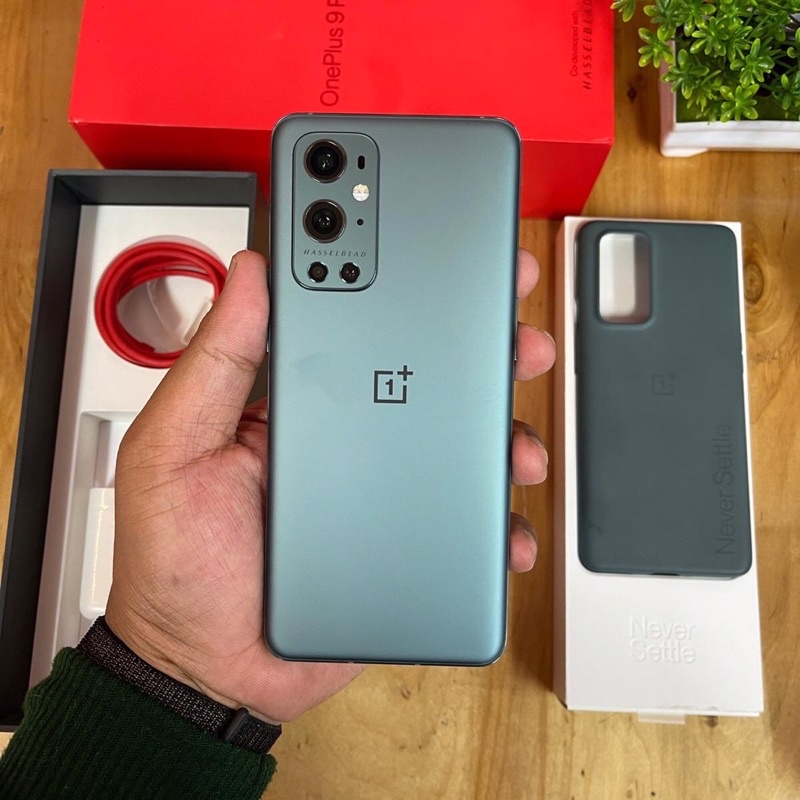 Oneplus 9 Pro 5G 12/256GB Pine Green Muluss fullset Original ga ada yang kurang
