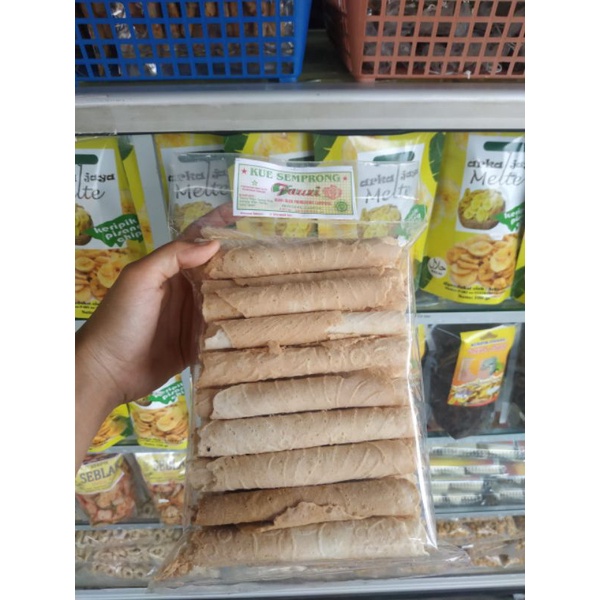 

Kue Semprong manis & gurih jajanan jadoel