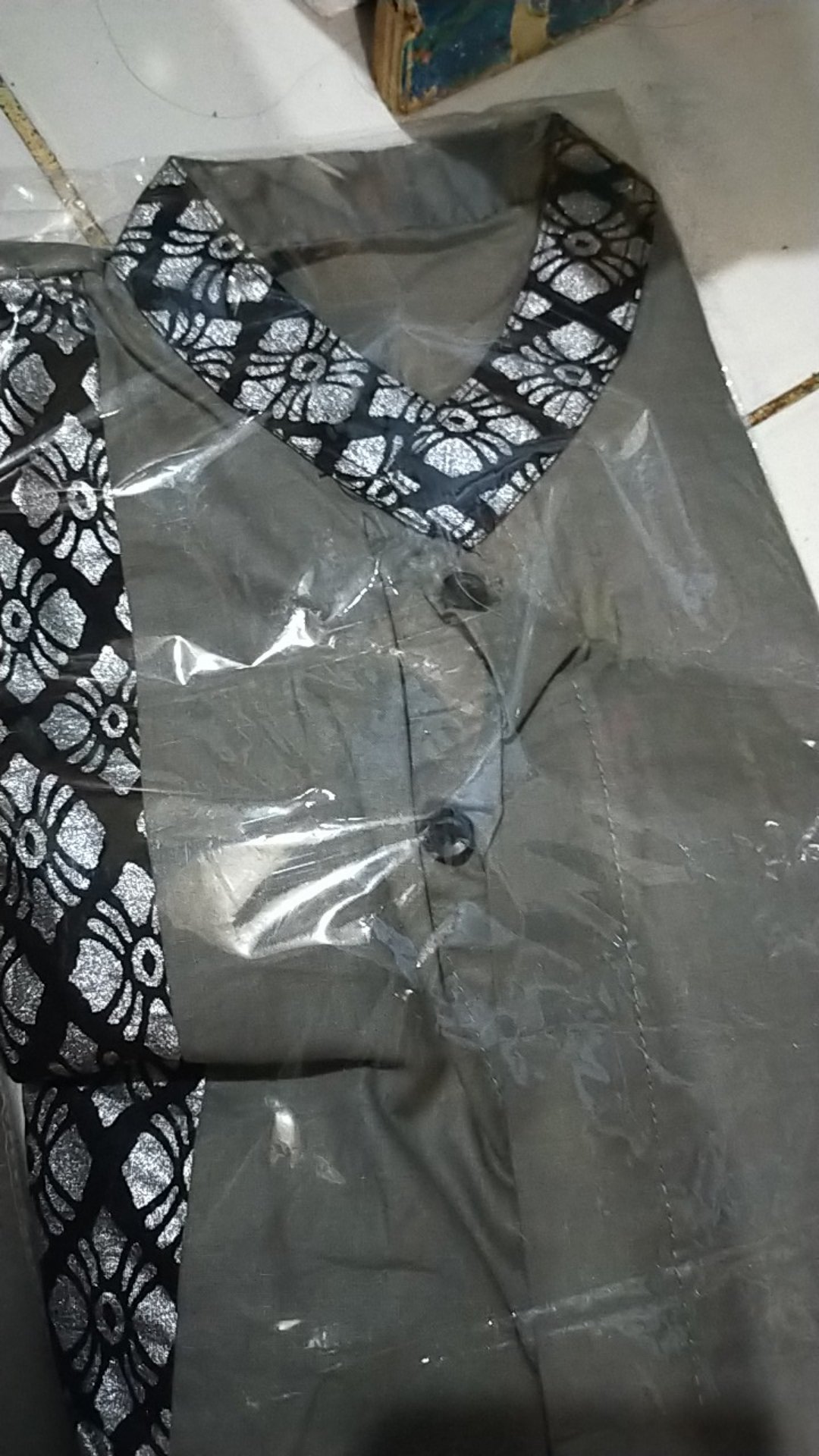 Kemeja Koko Grey Lengan Panjang Kombinasi Prada Batik Dn1208