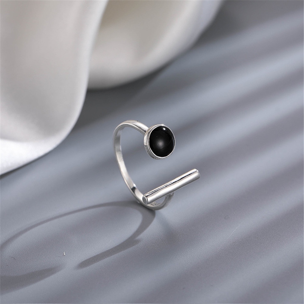 Cincin Model Terbuka Adjustable Desain Geometri Warna Hitam Gaya Korea Untuk Wanita