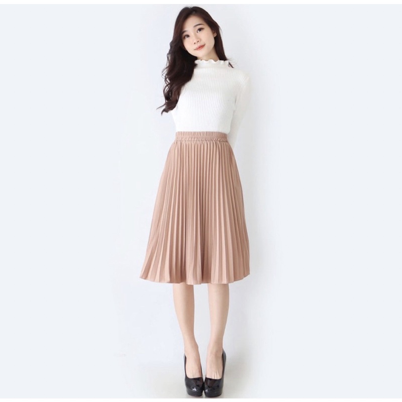 Rok Plisket warna Cream