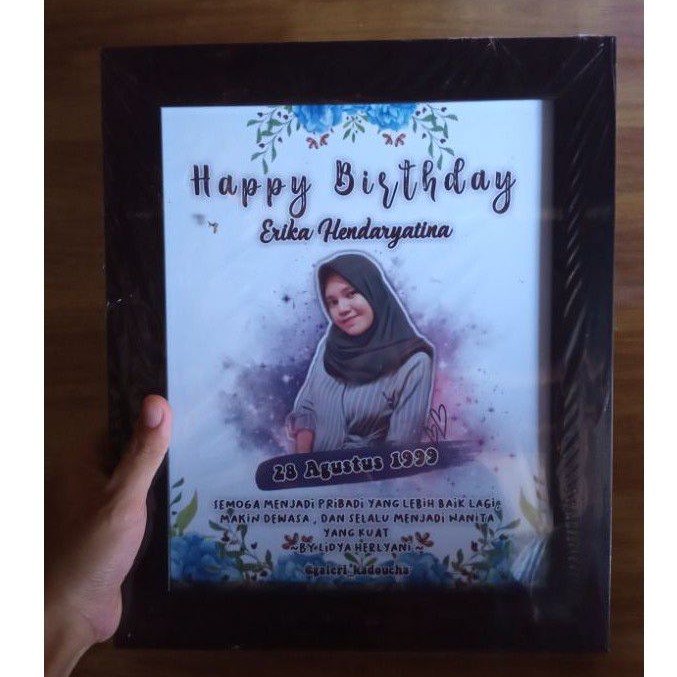 

karikatur Art / Kado Ulang Tahun