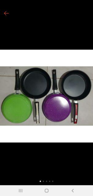 Fry Pan / Teflon Warna 24 Cm