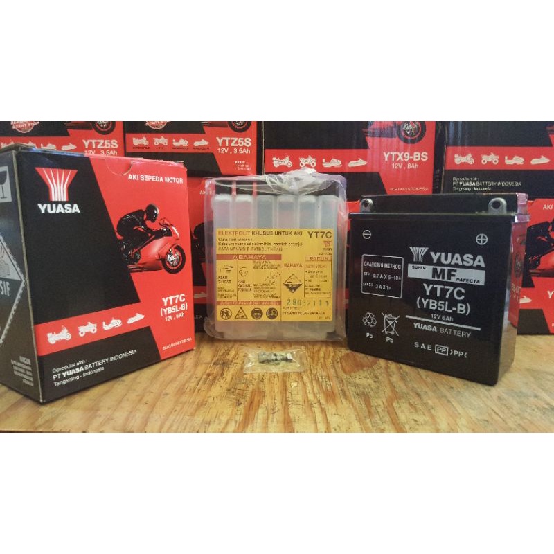 AKI KERING MOTOR SUPRA FIT, ASTREA, VEGA YUASA YT7C ORIGINAL