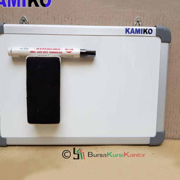 

❃ Whiteboard Kamiko 20x30 Gantung Spidol Hitam - Hapusan ➧