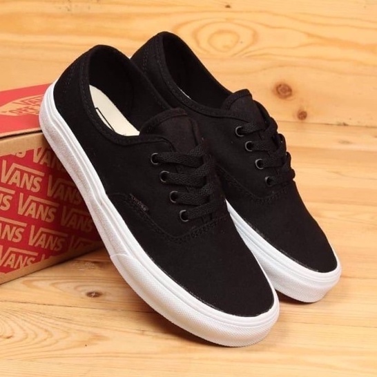 Jual SEPATU VANS AUTHENTIC MONO BLACK WHITE UNISEX PREMIUM IMPORT ...