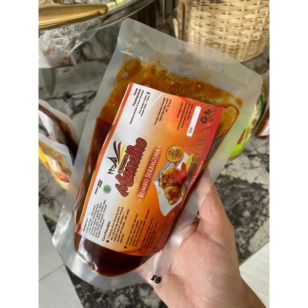 

Bumbu Instan Otentik Khas Minang - Bumbu Serbaguna "Boemboe Mandhe