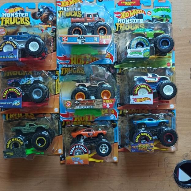 ✯ hot wheels monster truck ✦