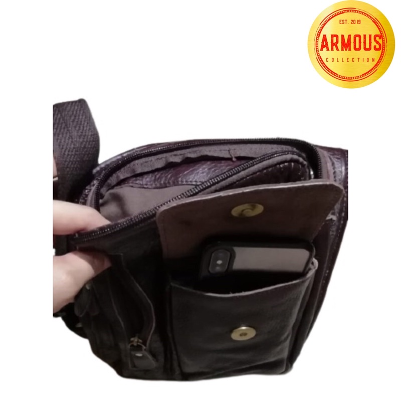 Tas Selempang/ Tas Dada Kulit Asli Trendy Terkini