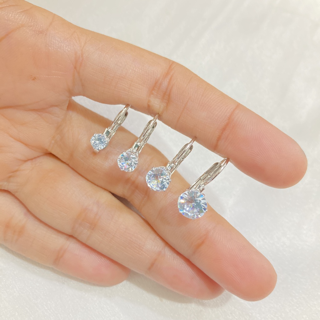 Anting Titanium Wanita Anting Desi Permata Anti Karat Tidak Alergi