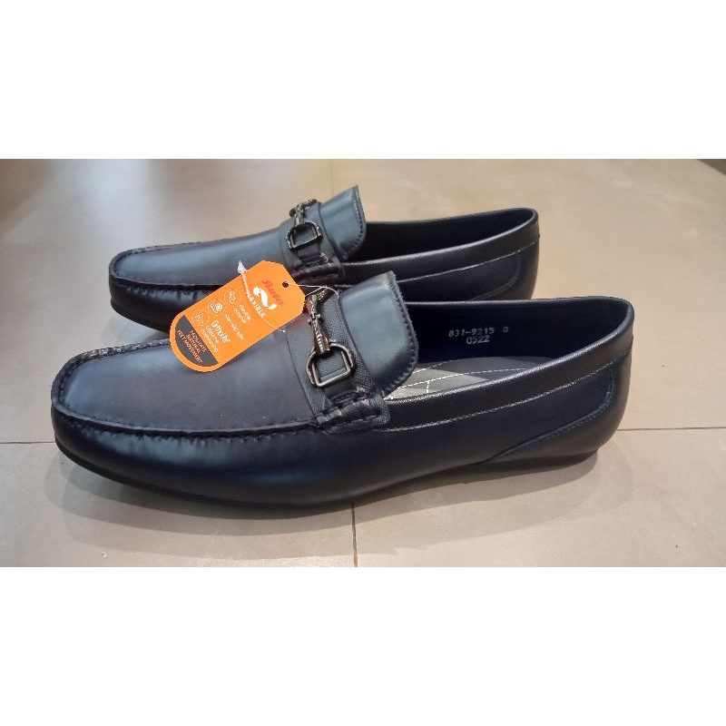 Bata casual terbaru pria 8319215