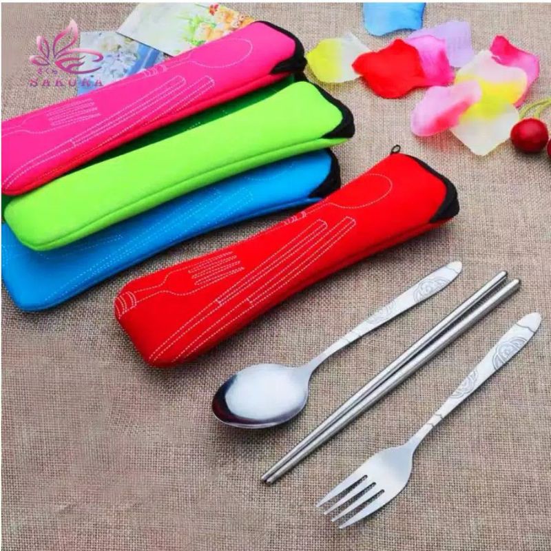 SET SENDOK MAKAN STAINLESS PLUS POUCH