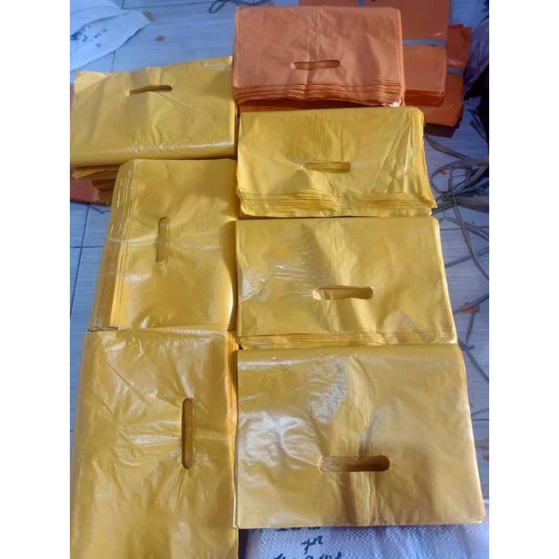 

*25x28* PLASTIK PACKING OLSHOP PLONG/TIDAK PLONG UK.25X28 tebal 0.4 mikron @50pcs