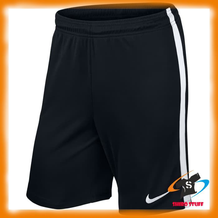 CELANA PENDEK SPORT NIKE / Celana futsal bola pendek Boxer nike List putih