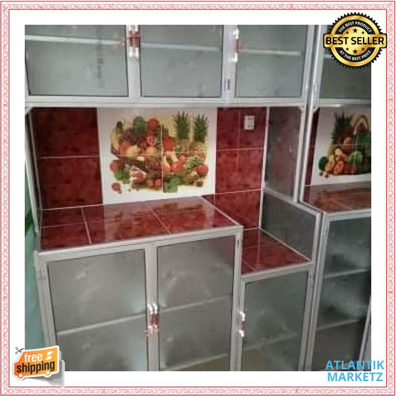 rak piring kaca 3 pintu / lemari piring /rak piring keramik