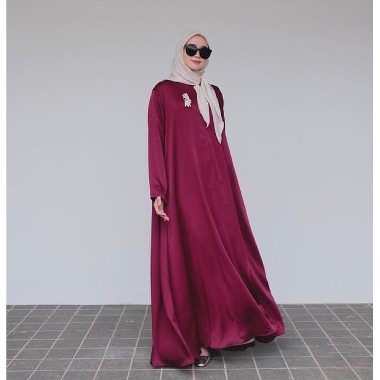 LUXURY BASIC ABAYA ALSJEBLIEF